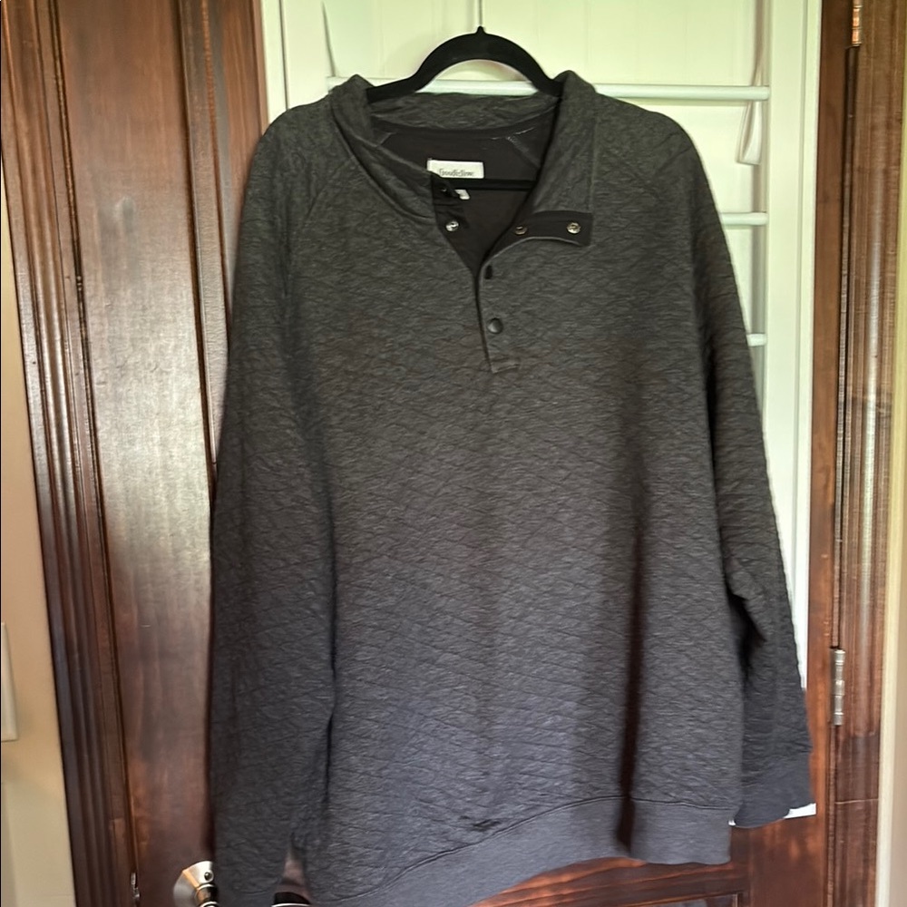 Gray Quilted Pullover Sweatshirt